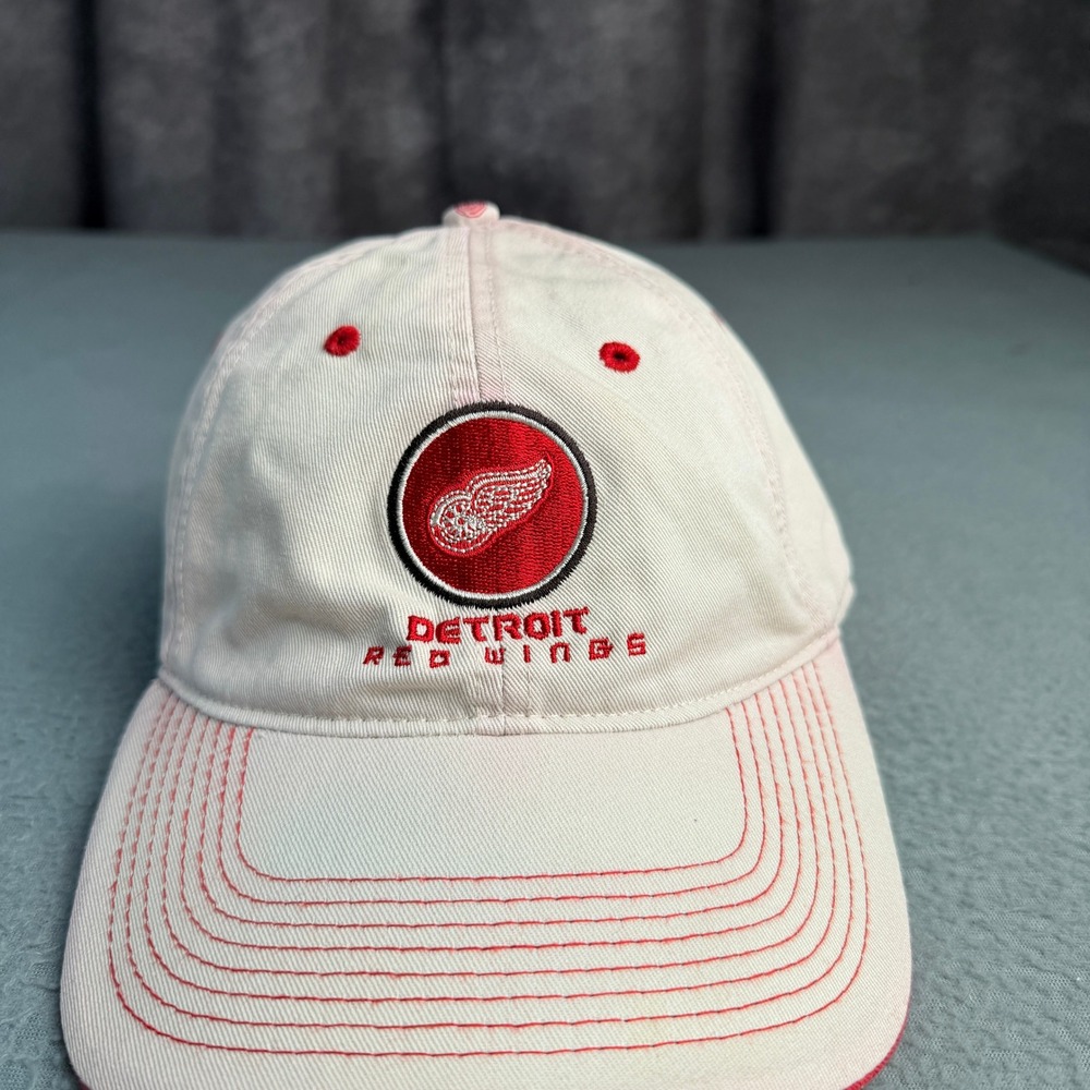 Vintage Detroit Red Wings NHL Hat Cream Red The Coolest Game Dad Cap Strapback
